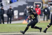 Strong First Half Not Enough For Huskies Against No. 17 Purdue