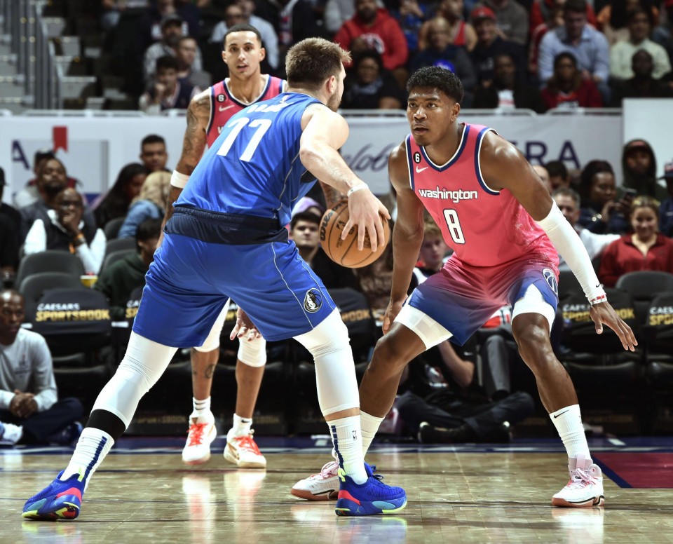 Basketball: Rui Hachimura ties season-best 23 points as Lakers end